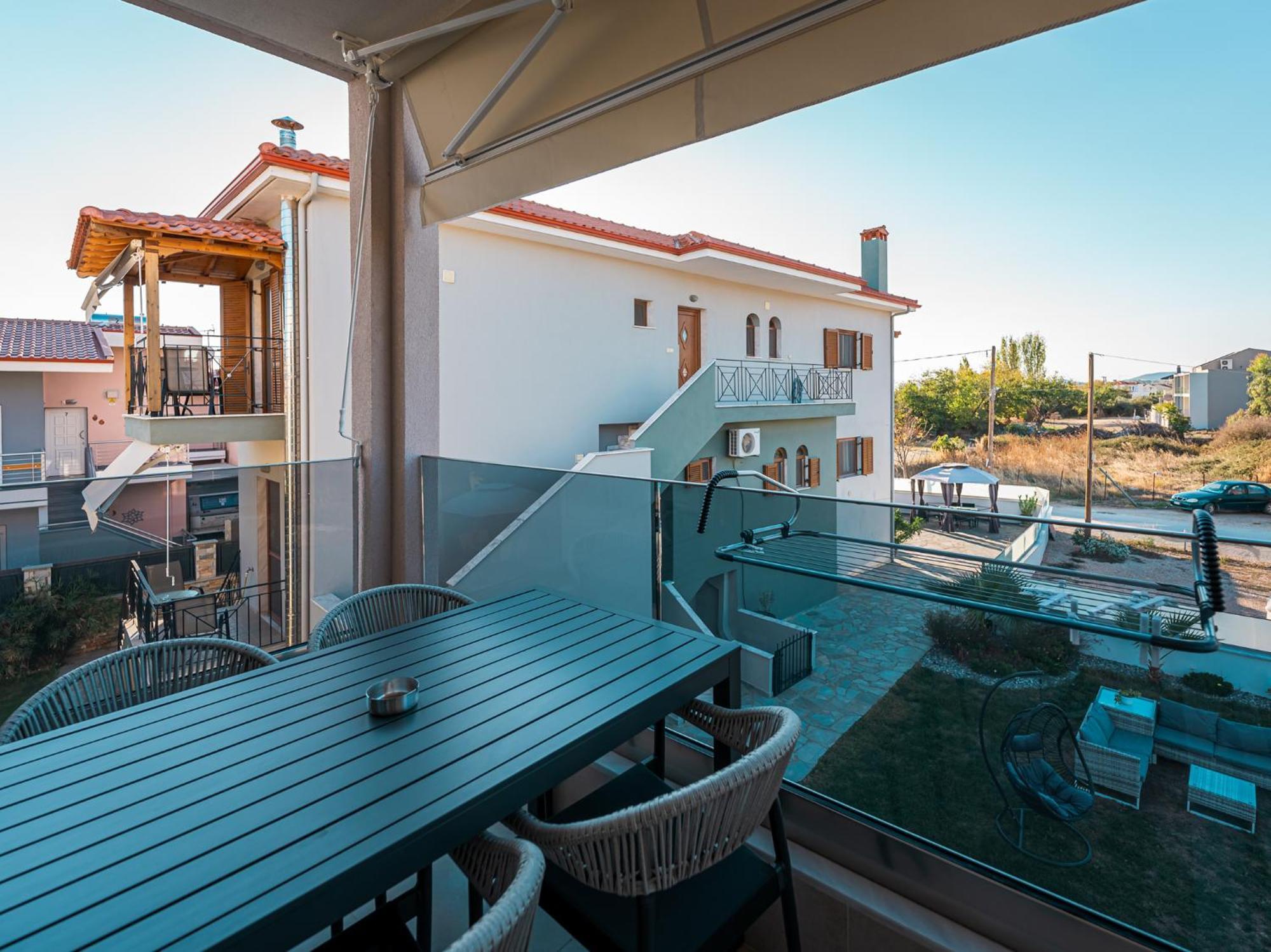 Antony'S Luxury Apartments Nikiti  Extérieur photo